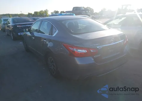 2016 Nissan Altima 2.5 S z USA, uszkodzony, nr VIN 1N4AL3AP8GC171666